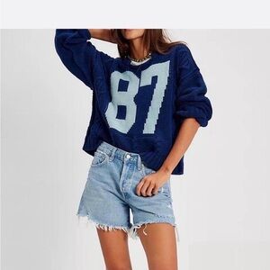 AGOLDE PARKER LONG SHORT
IN SWAPMEET.